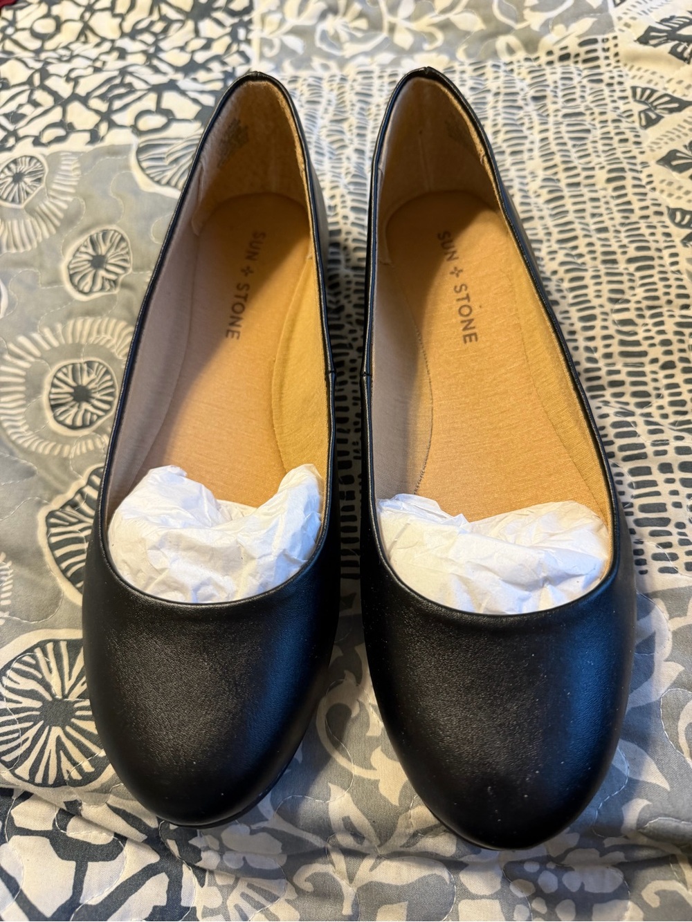 Sun + Stone Black Leather Round-Toe Ballet Flats - Picture 2 of 3